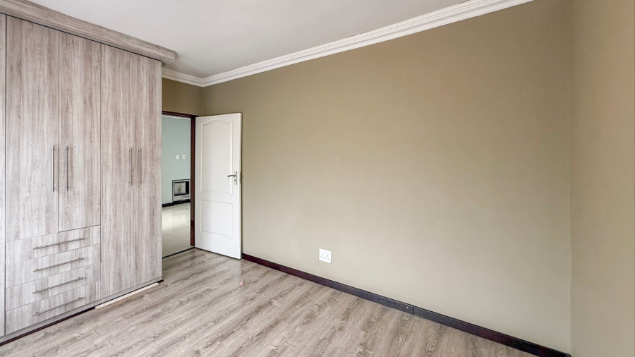 4 Bedroom Property for Sale in Birdwood Estate North West